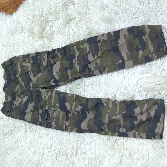 Children's place size 14 - Picture 1 of 3